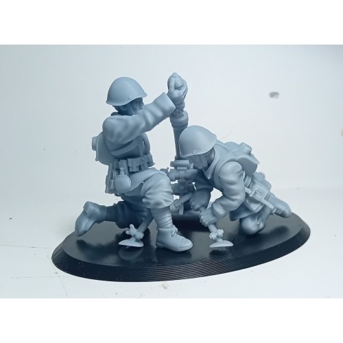 1/32 Greek Soldiers with Turret WWII